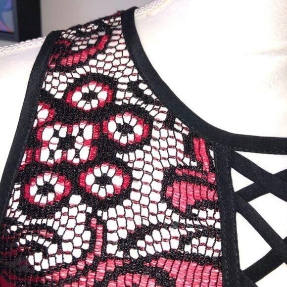Nanette Lepore Top Womens Size 0 Black Red Lace Crochet Zipper Back Made In USA - Picture 7 of 12